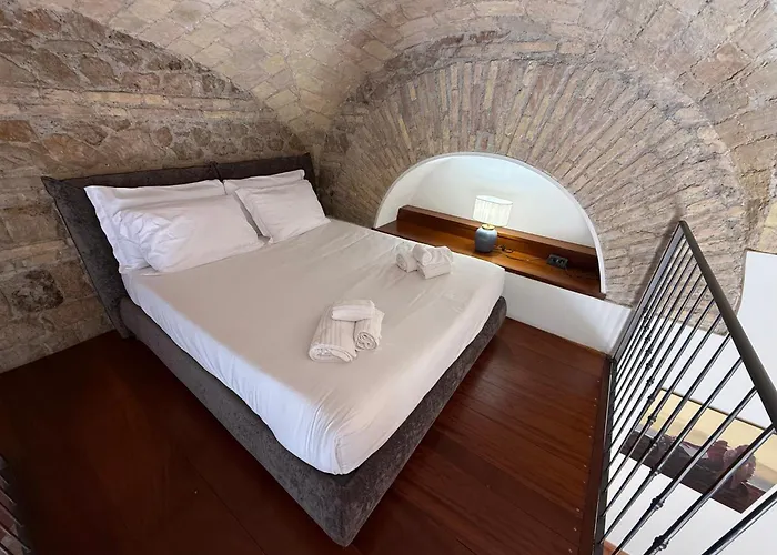 Apartment M81, An Elegant Loft In The Heart Of Rom